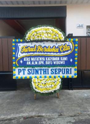 Papan Bunga Duka di Parupuk Tabing